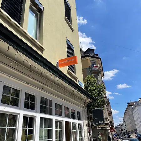 Easyhotel Zuerich City Main Station-3